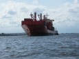 Container ship on Tideelbe, 03/09/09  (© HPA)